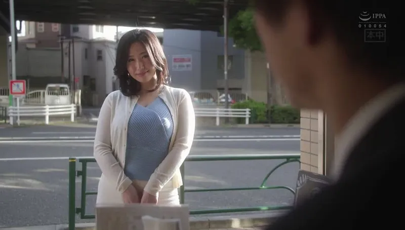 Chồng yêu yếu không làm lên đỉnh, vợ lên mạng tìm trai trẻ phang khỏe